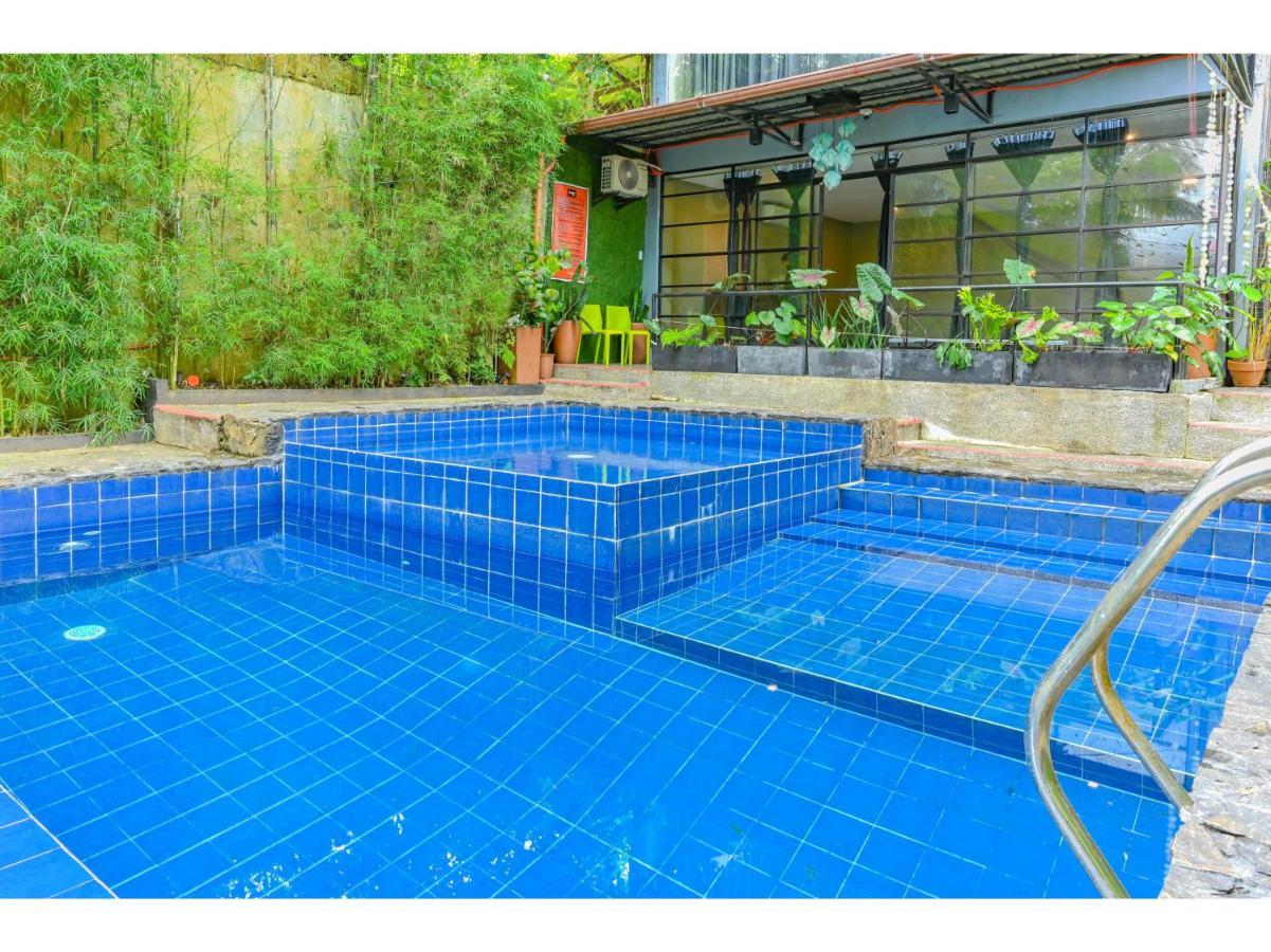 Capital O 890 Nami Hotel Tagaytay Tagaytay City Extérieur photo